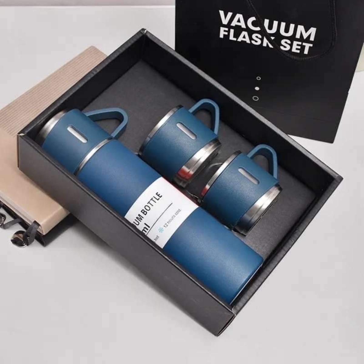 Steel Vacuum Flask Set with 3 Steel Cups Combo-500ml Double-Layer Stainless Steel - Teal