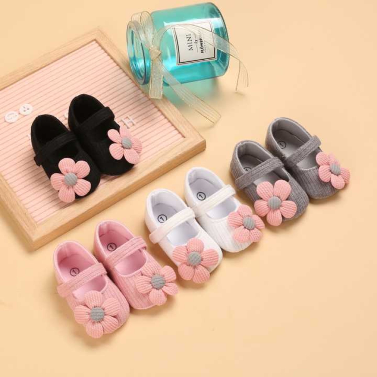 Baby shoes baby girl soft bottom flower walking shoes