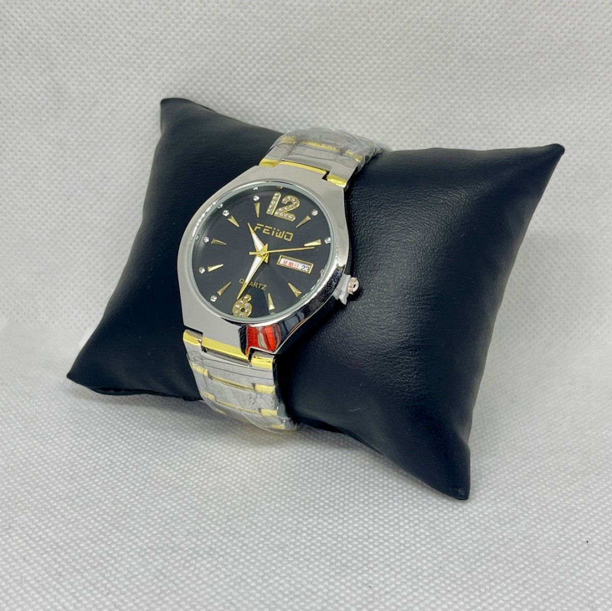 Feiwo Golden Stainsles Steel Watch