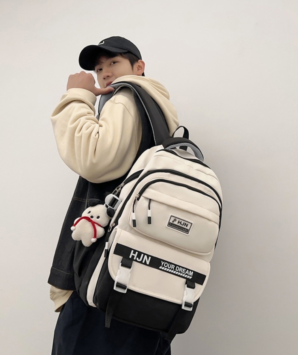 lightweight-school-and-college-student-backpackBlack