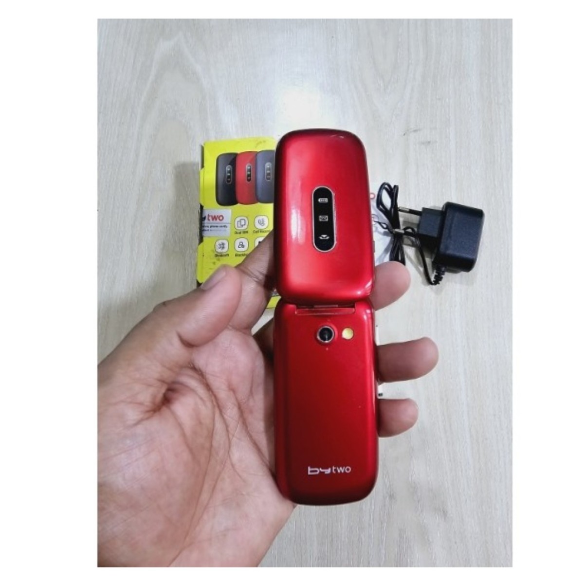 Bytwo 301 Folding Phone Dual Sim red