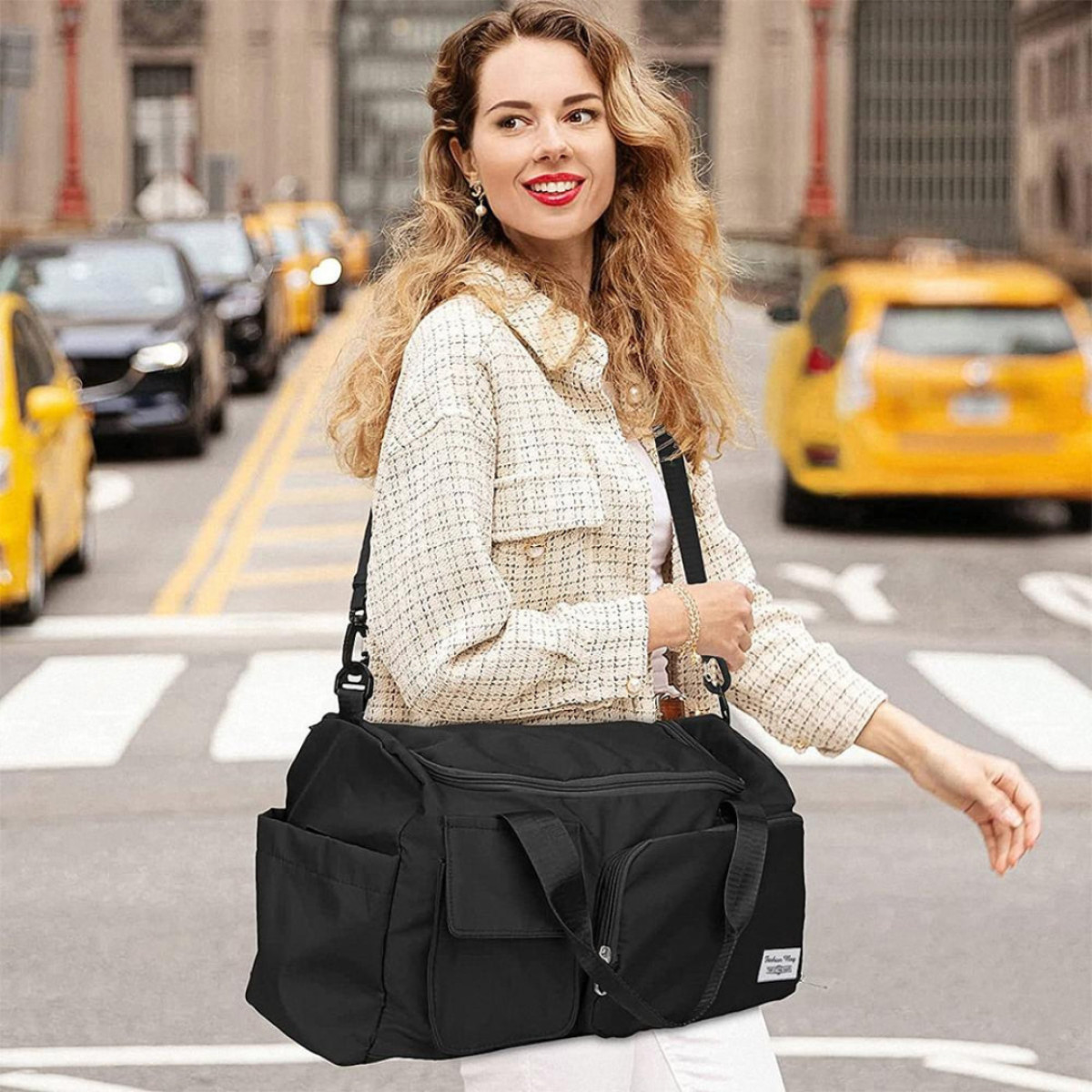 Fashionable Large Capacity Travel & Gym Bag Black