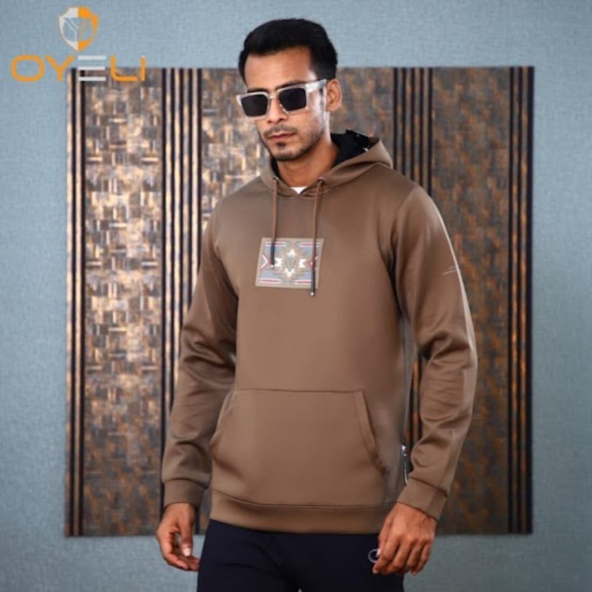 Men's Hoodie -Beaver